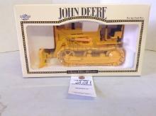 John Deere Collector Edition 420 crawler, NIB