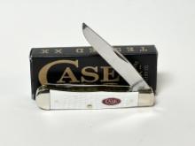 CASE XX WHITE TRAPPER WITH RED SHIELD KNIFE