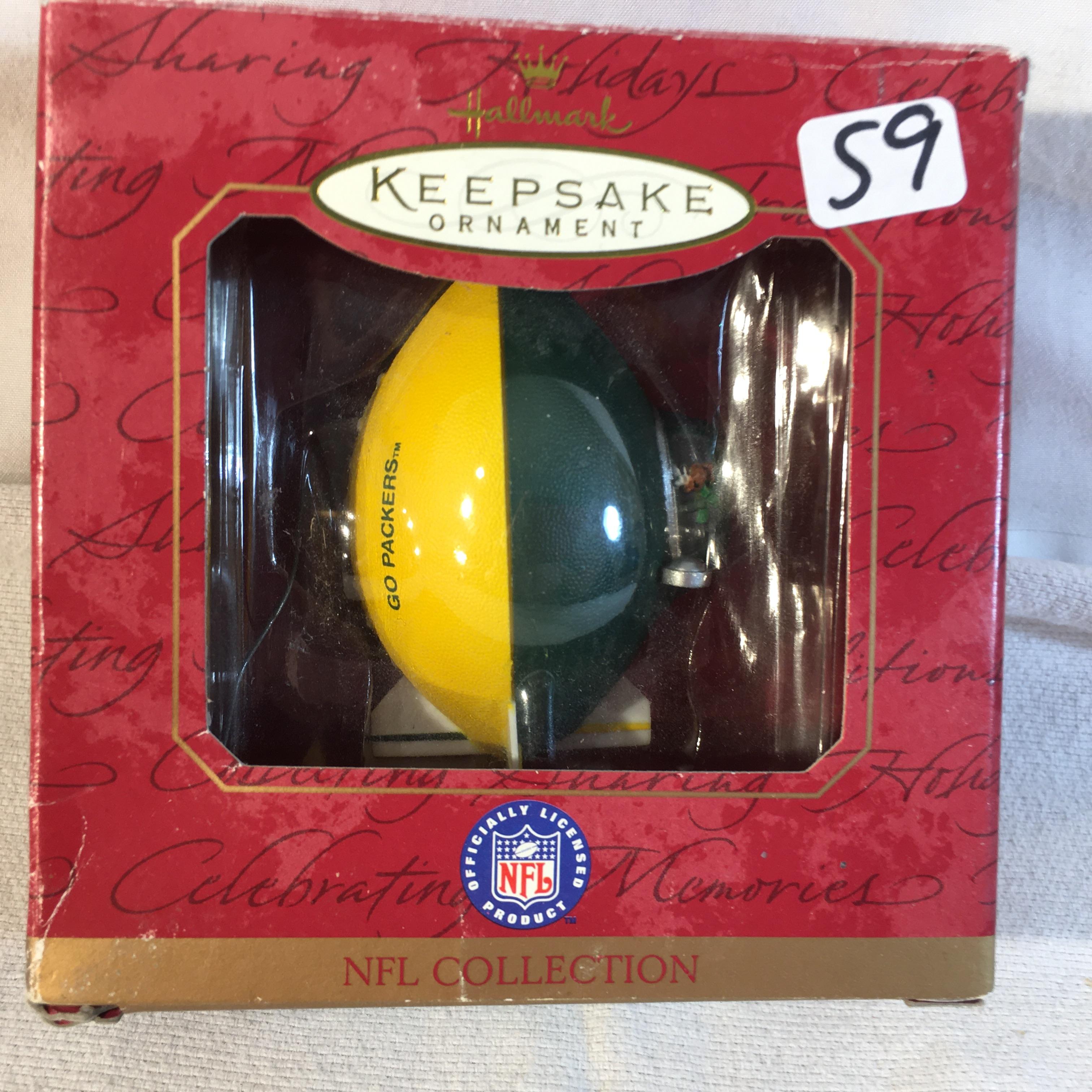 New Collector Halmark Keepsake Ornaments NFL Collection - See Pictures