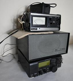 ICOM IC-R75 Communications Receiver with Drake MS-4 Speaker