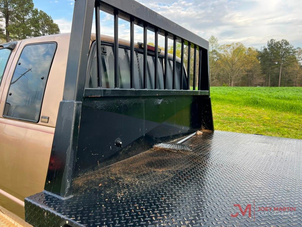 1997 CHEVROLET 3500 FLAT BED TRUCK