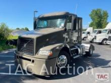 2014 Volvo VNM Day Cab W/ Goose Neck Hitch