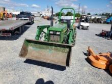 John Deere 650 Compact Loader Tractor 'Runs & Operates'