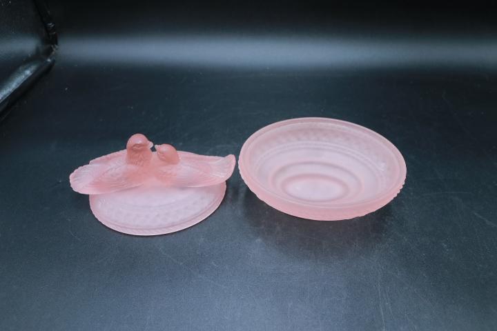 Westmoreland Pink Glass Love Birds Candy Dish