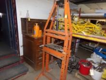 30-Ton Hydraulic Shop Press (With Jack) (Shop)