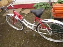 Schwinn 26'' Women's Bicycle, Red and White, Chrome Fenders, Balloon Tires,