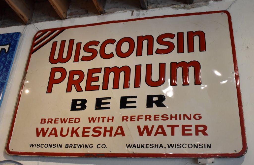 WISCONSIN PREMIUM BEER SIGN, "BREWED WITH REFRESHING
