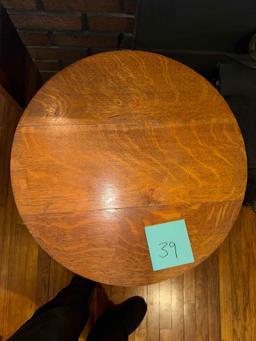 ROUND WOODEN END TABLE AND MISC
