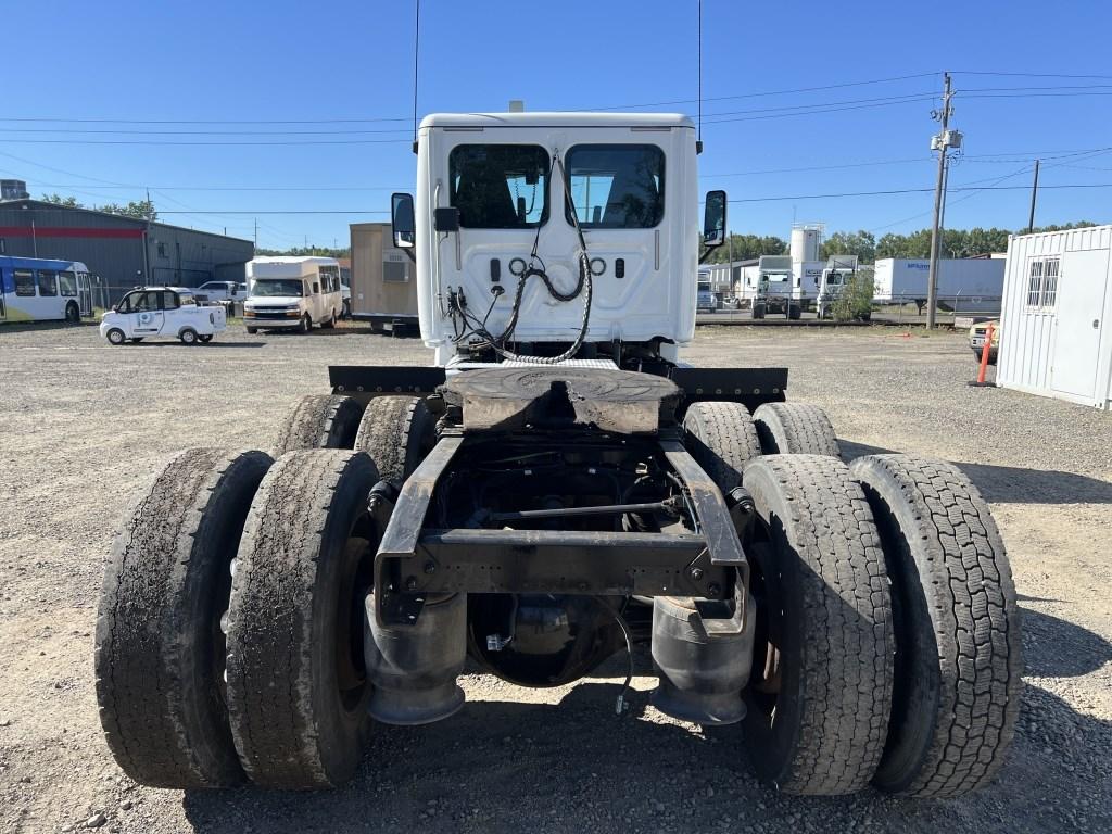 2018 Freightliner T/A Truck Tractor
