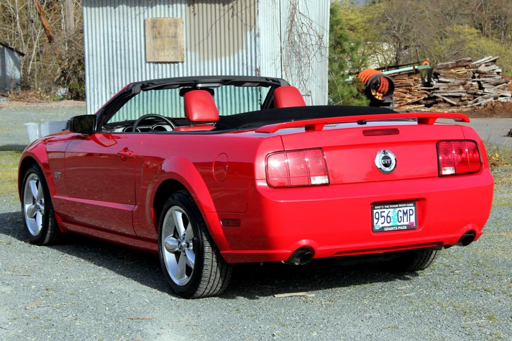 2008 Ford Mustang Convertible