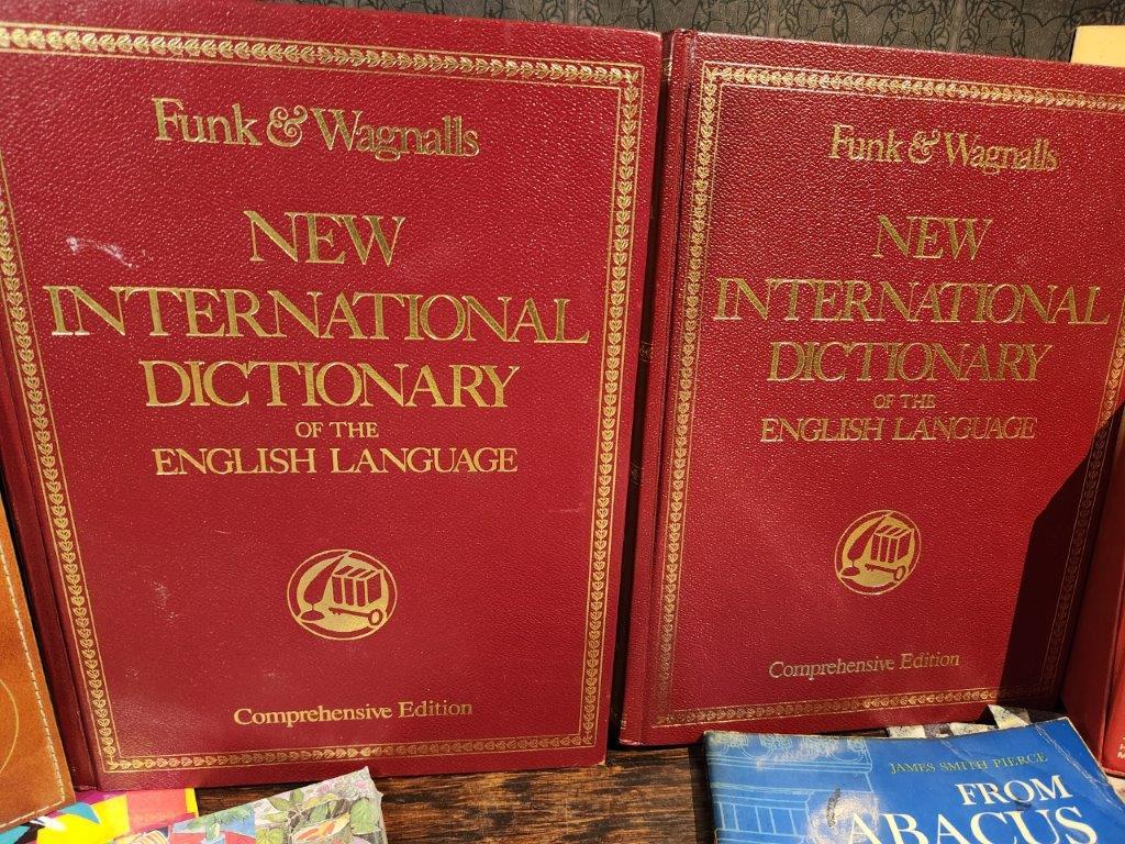 Funk and Wagnalls New International Dictionary set