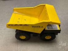 TONKA 4000 TOY DUMP TRUCK, ALL PROCEEDS BENEFIT 59'S FOR