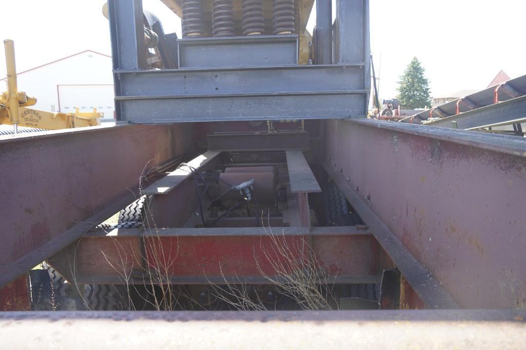 1978 Lippmann Wheeled Jaw Crusher