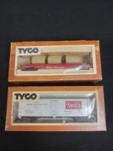 Tyco Skid Flat Car Great Northern AND Swift Refrigerator Line, HO Scale