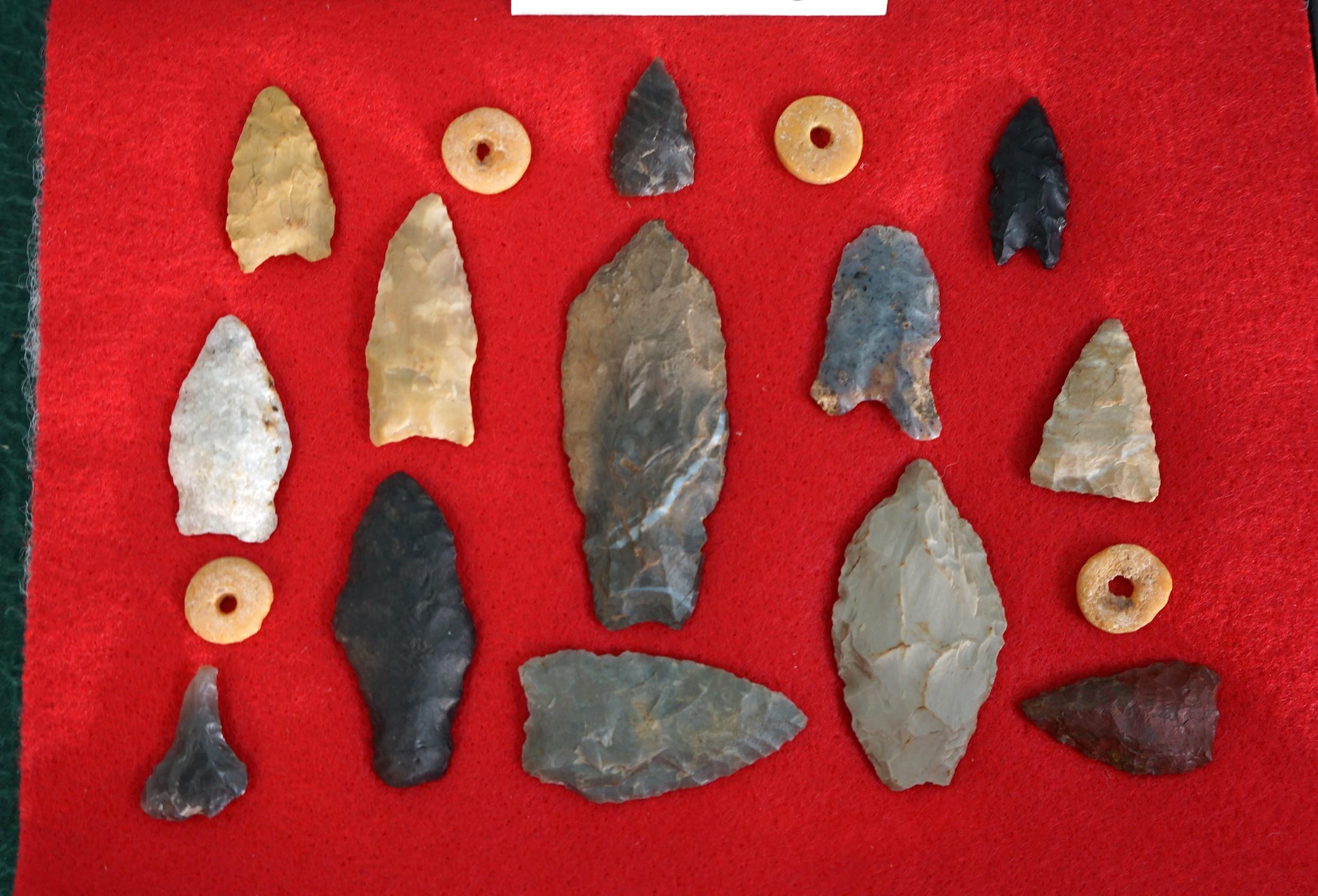 13 Authentic Paleo Arrowheads & Artifacts in Display Case