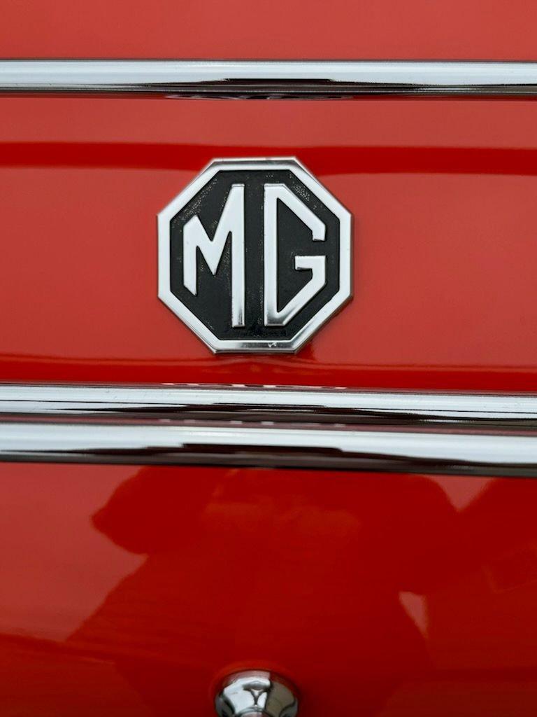1980 MG B Roadster