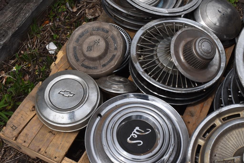Pallet of Wheel Covers and Hub Caps