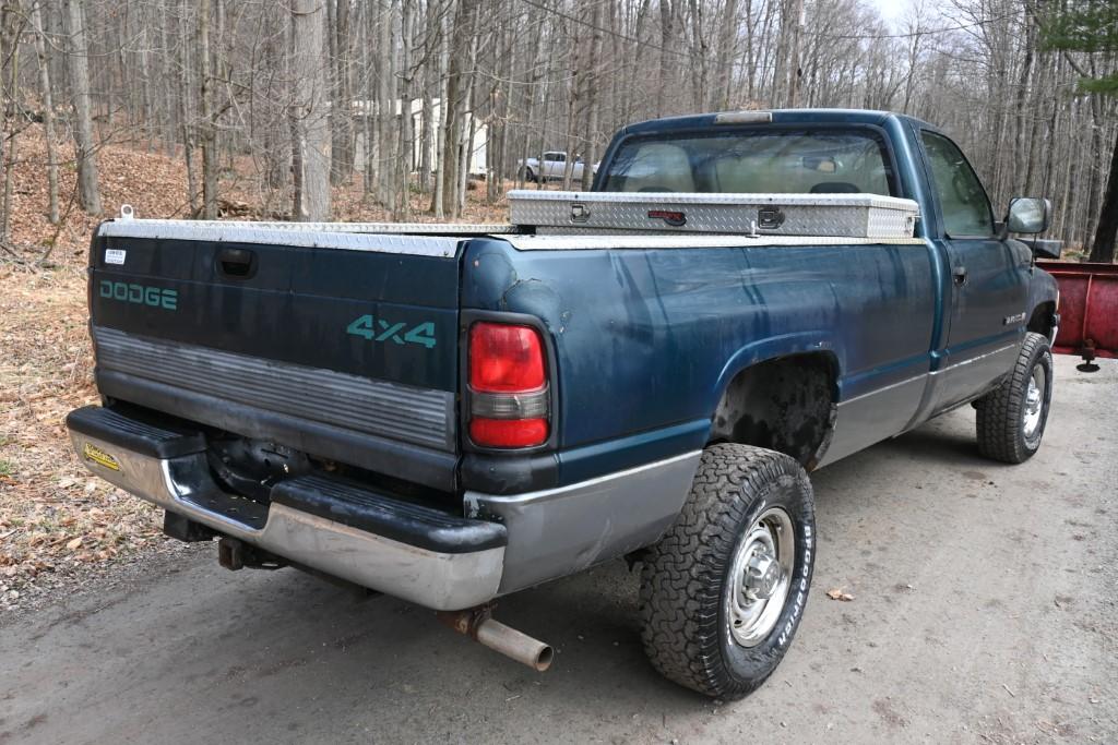 1995 Dodge Ram 2500 Plow Truck