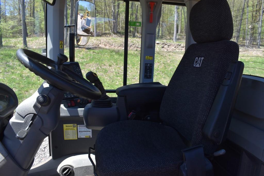 2018 CAT 930M Articulating Wheel Loader