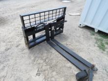 AGT 48" HYDRAULIC SLIDE SKIDSTEER PALLET FORK