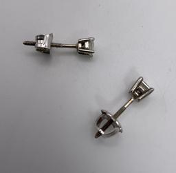 .9g 14k Diamond Stud Earrings