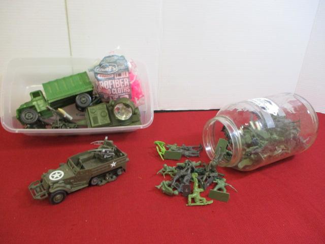 WWII Toy Soldiers & Vehicles