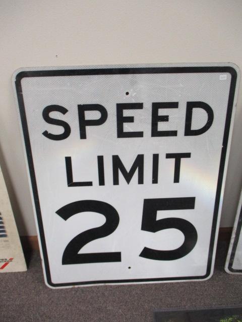 25 MPH Reflective Metal Sign