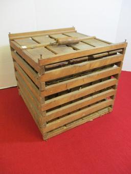 Owosso Mfg. Advertising Wooden Egg Crate