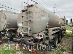 2004 Freightliner Columbia T/A Fuel Truck