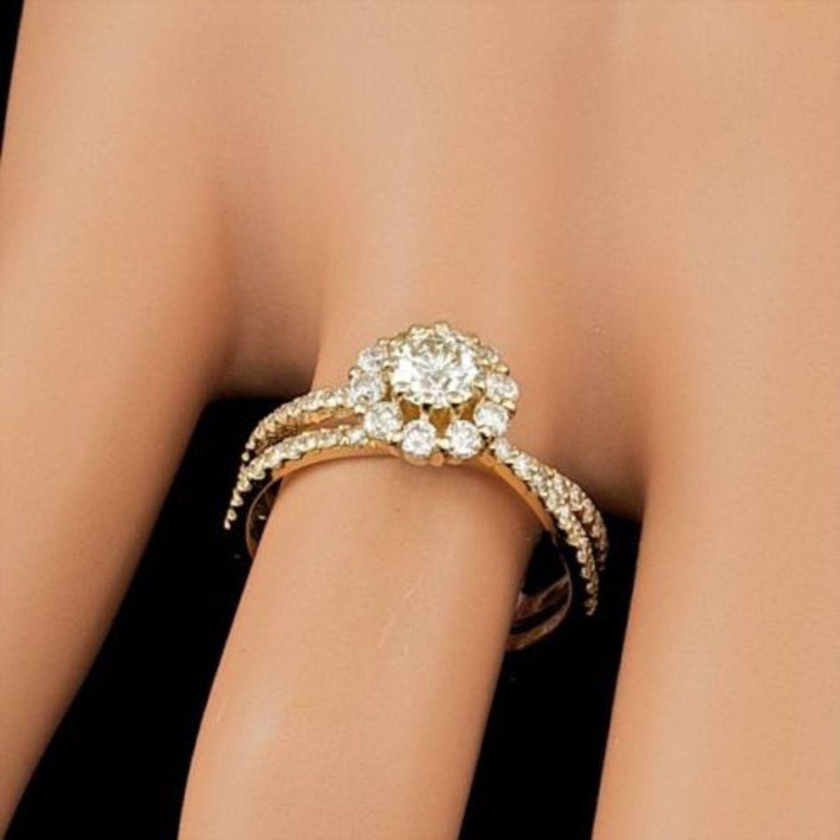 14K Yellow Gold and 0.82tcw Diamond Ring