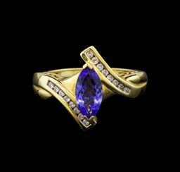 14KT Yellow Gold 0.99 ctw Tanzanite and Diamond Ring