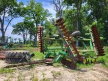 John Deere 637 Harrows