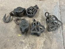 (30 vintage pulleys and (2) pulley frames