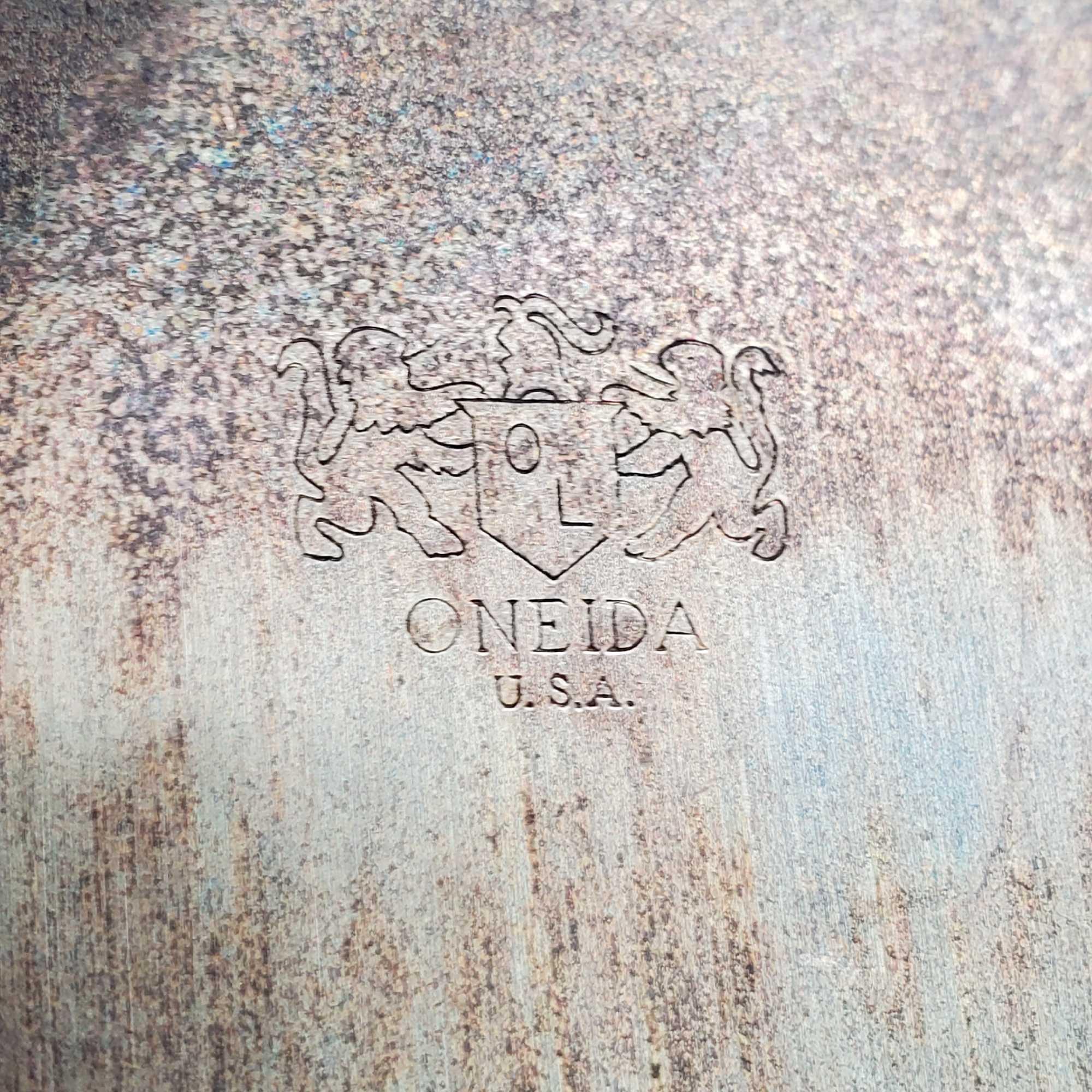 Bin of silverplate Oneida Sherdan RWP Wilton Armetale 1983 pewter decorative plate