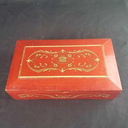 Vintage Borghese Princess Marcella jewelry box full of pennys total weight 13lb 7.0oz.