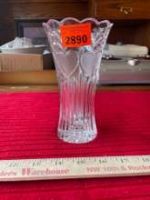 Vintage Crystal Heart Design Glower Vase