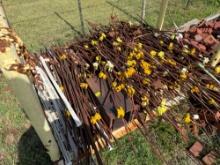 Electric wire fence posts all for 1 money