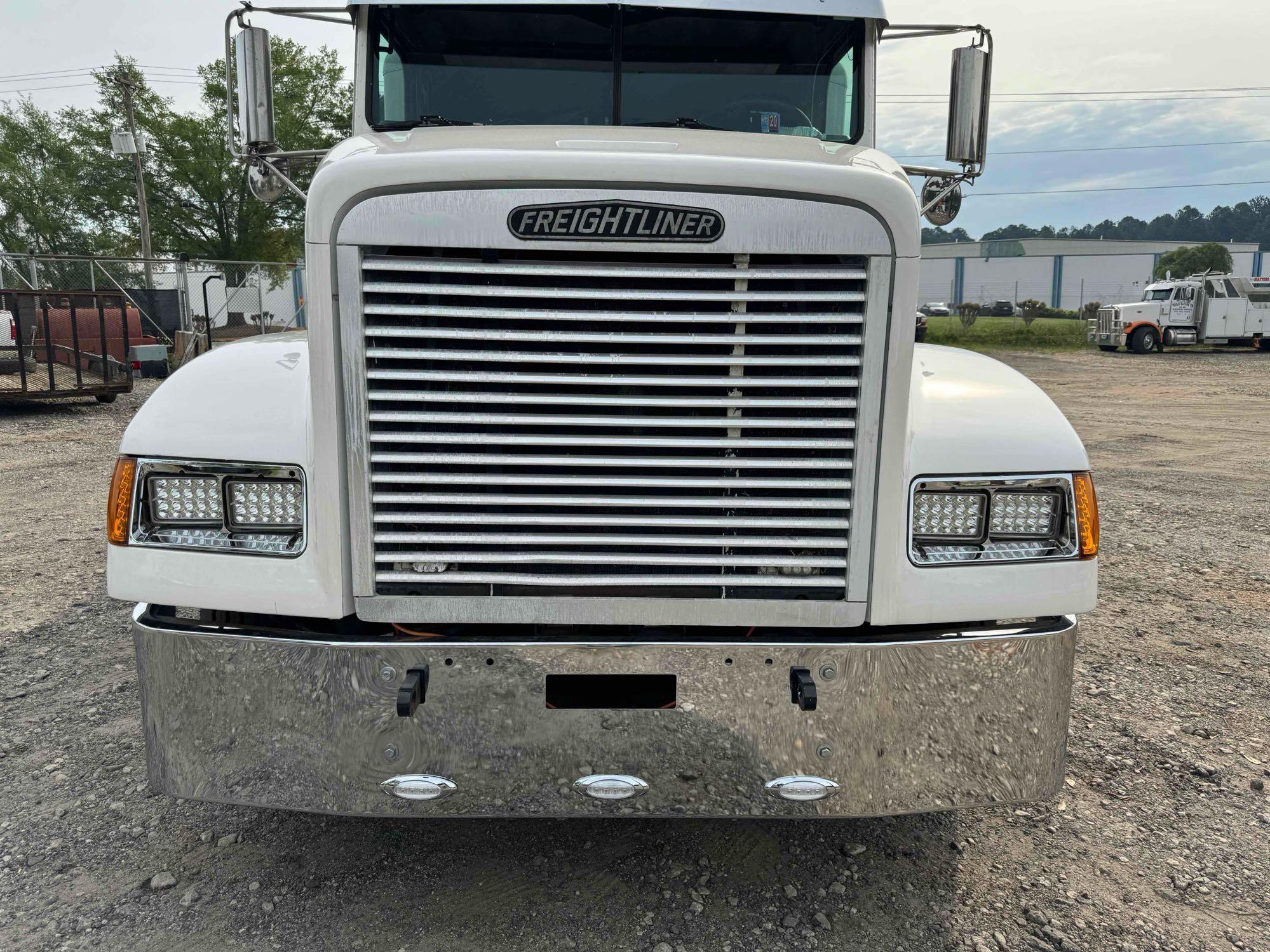 1995 Freightliner FLD112 Truck, VIN # 1FUW3MCA3SH707409