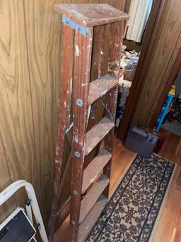 Wood Ladder and Step Ladder