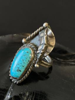Antique Sterling Silver and Turquoise Ring