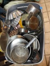 Baking Sheets, Pots and Pans in Large Tote
