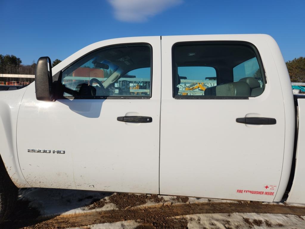 2011 Chevrolet 2500 Crew Cab Truck