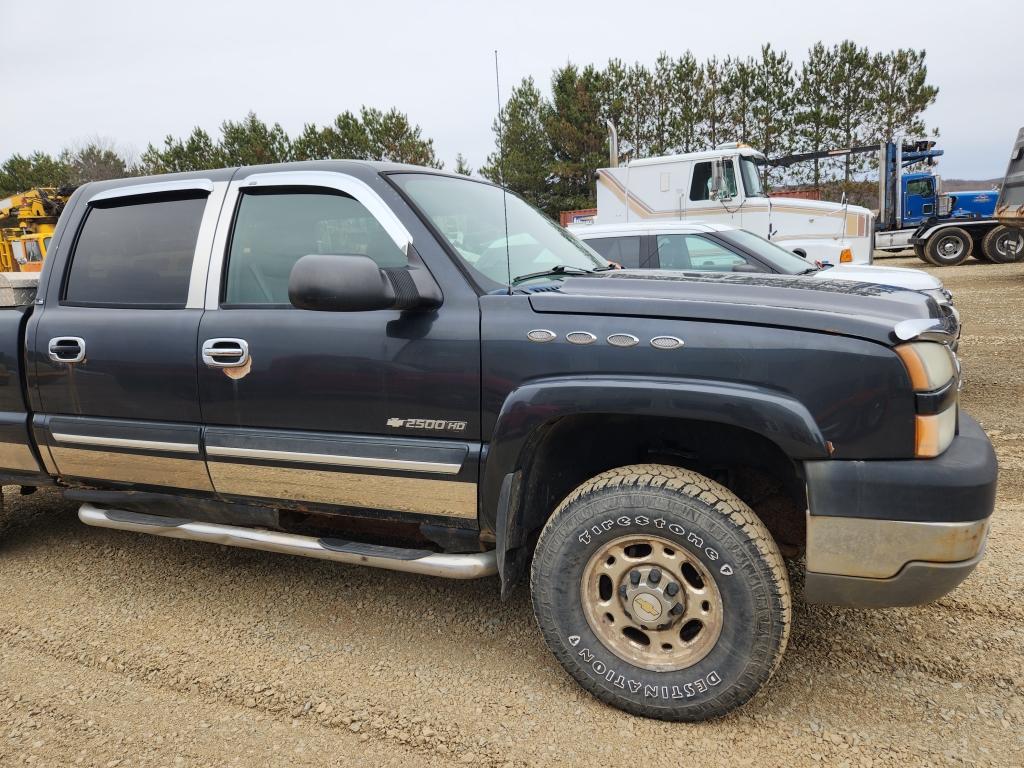 2005 Chevrolet Silverado 2500hd 4x4 Pickup Truck