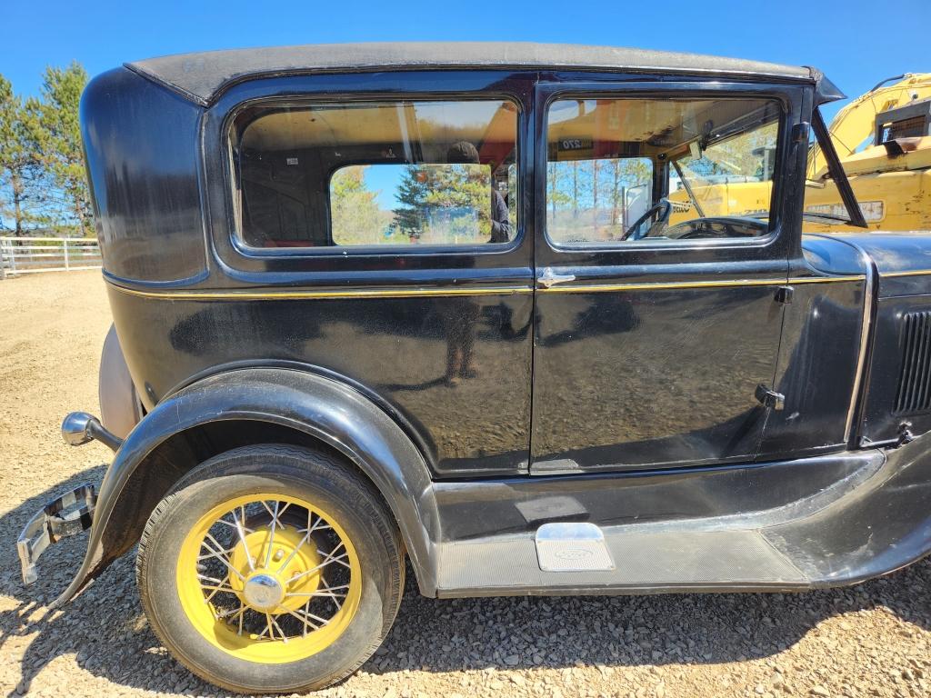 1931 Ford Model A 2-door