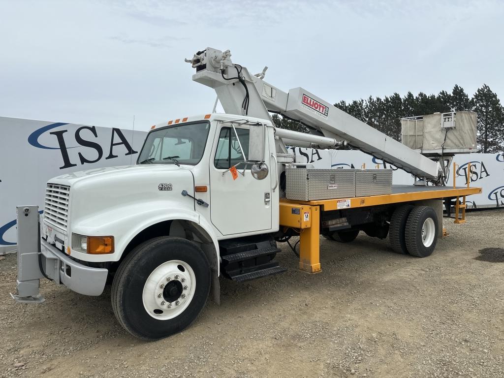 2000 International 4700 Boom Truck