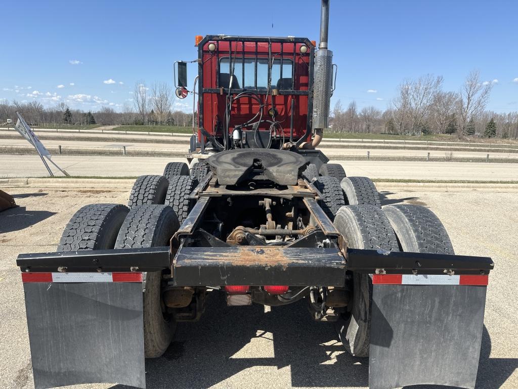 2001 Mack Cl713 Day Cab