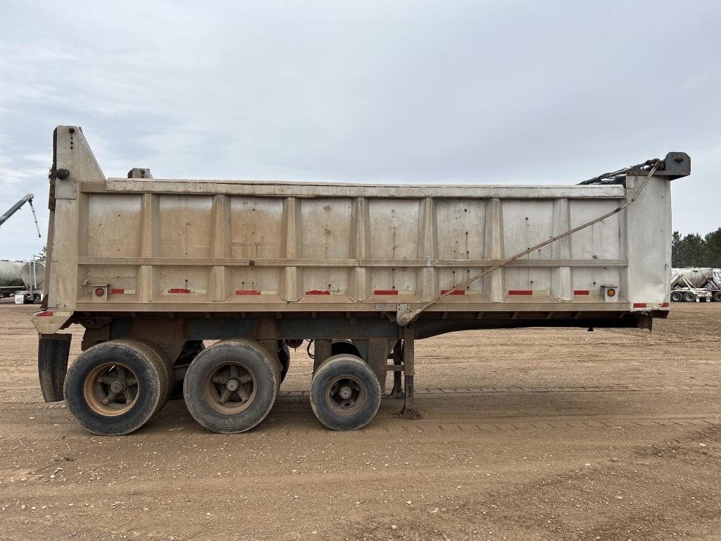 1977 City Welding & Mfg. Co. 24’ End Dump Trailer