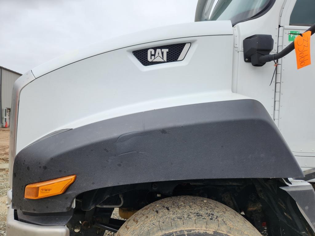 2016 Cat Ct660s Day Cab