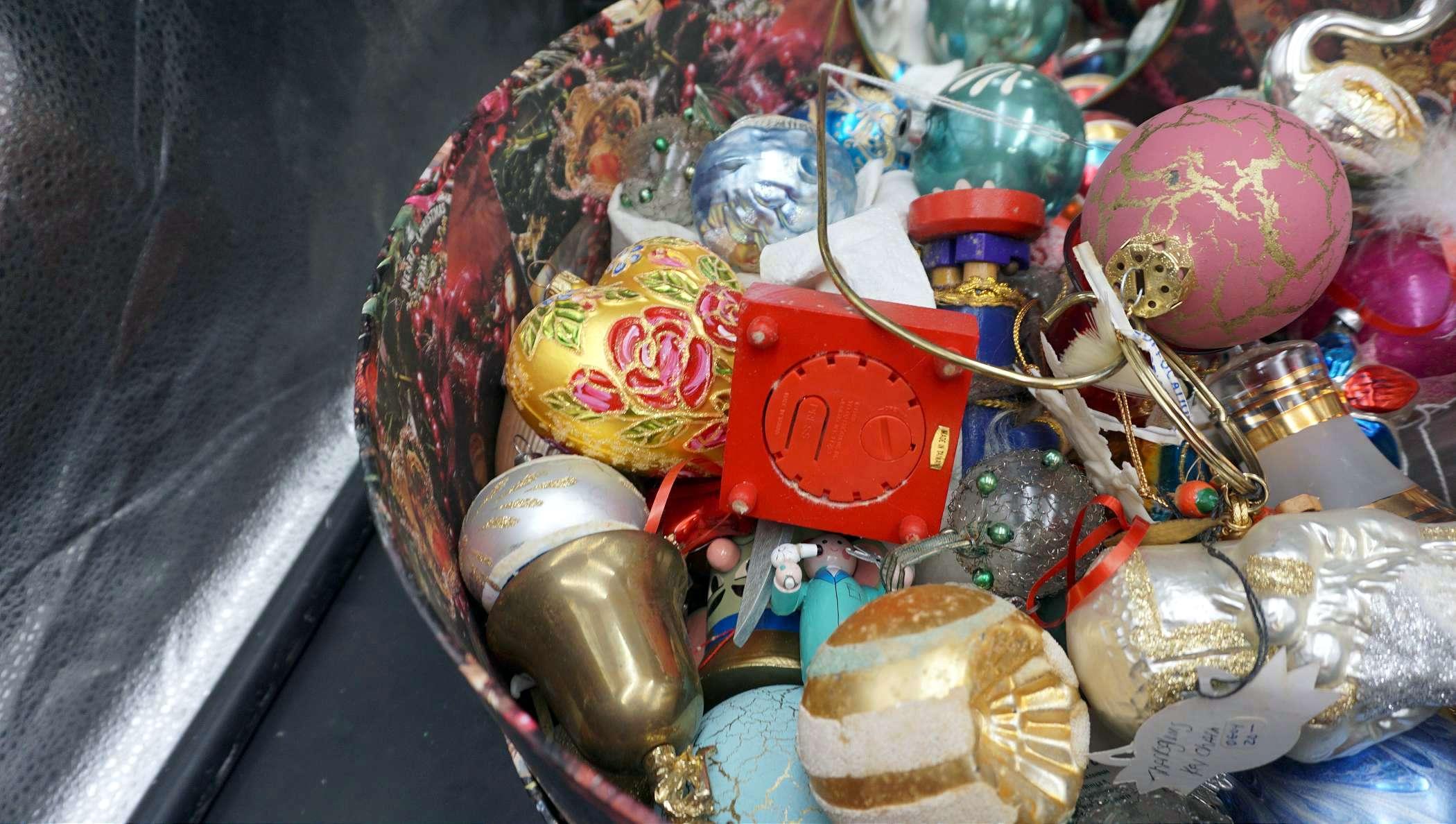 Hat Box W/ Assorted Christmas Tree Ornaments & Angel