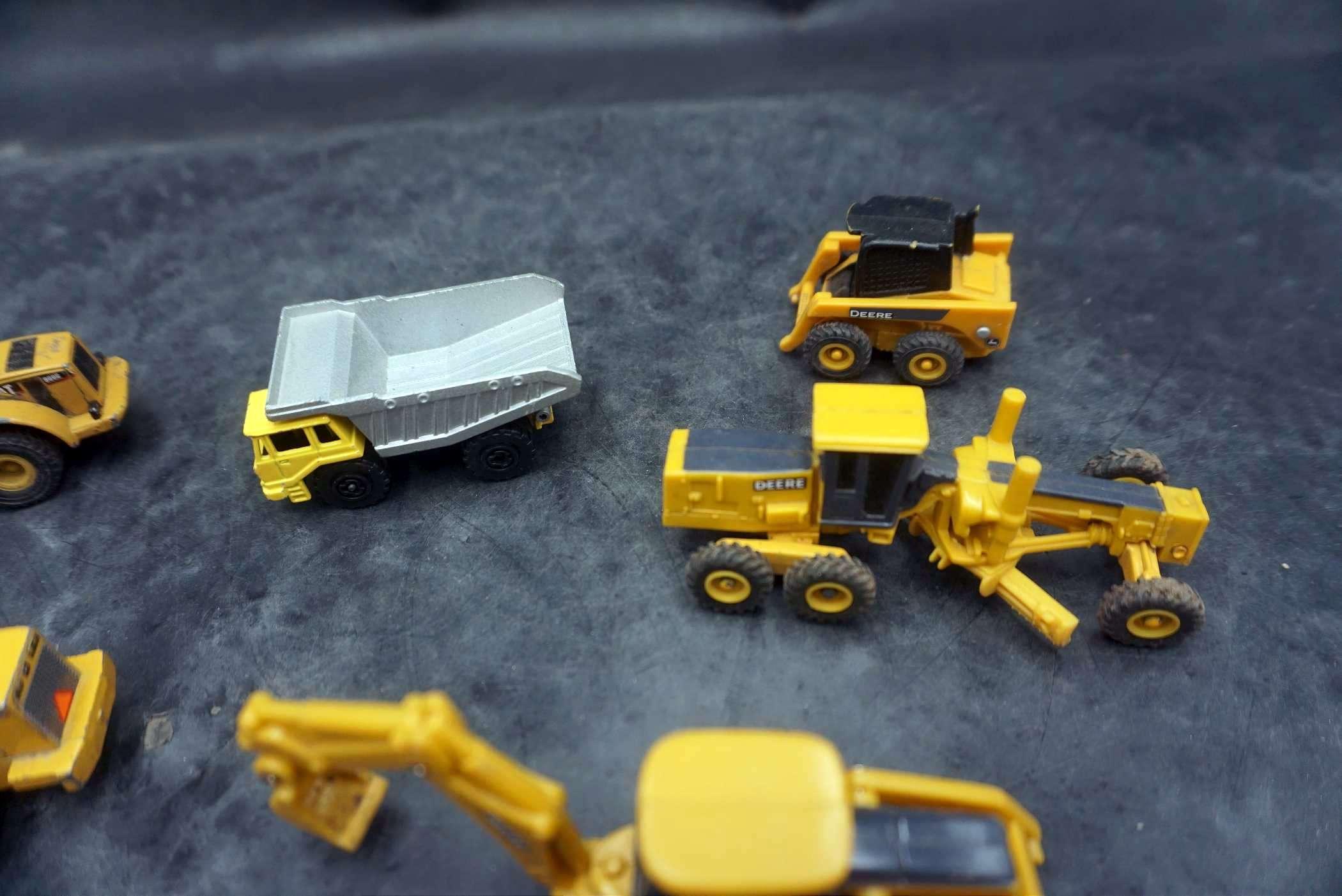 Construction & Farm Toy Vehicles